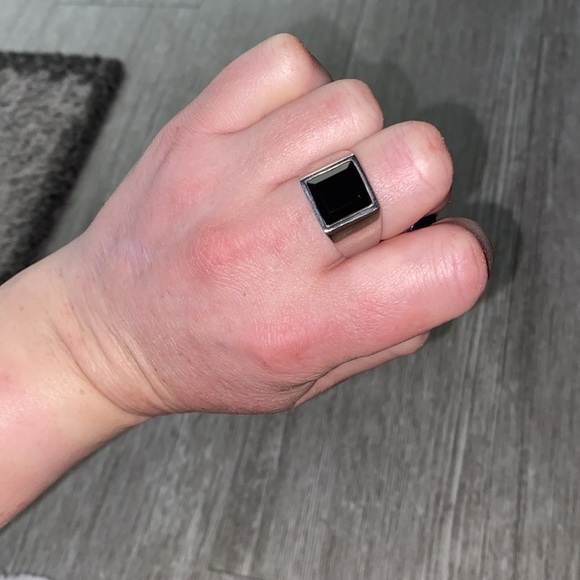 The Stainless Steel Rectangular Face Black Signet Ring (unisex size 11) - Picture 3 of 4